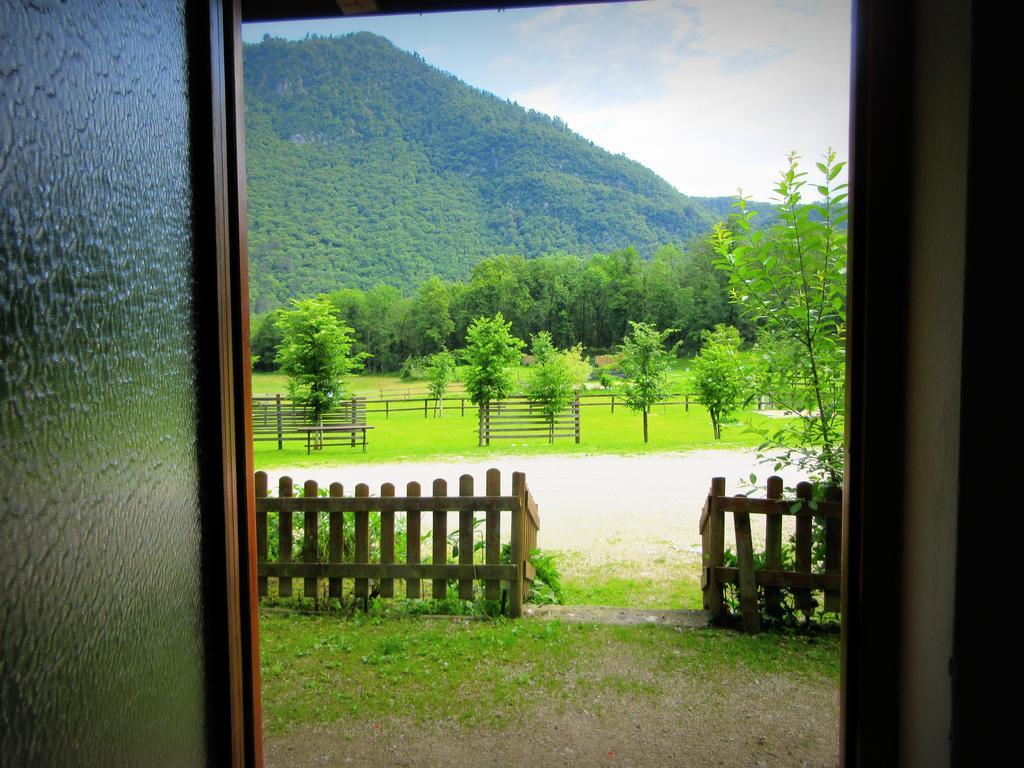 Kamp Rut Hostel Kobarid Luaran gambar